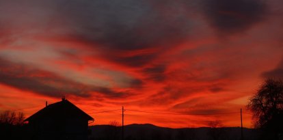 Puesta de sol. Imagen de Archivo