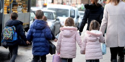 Unos niños acuden al colegio / Cordon Press.