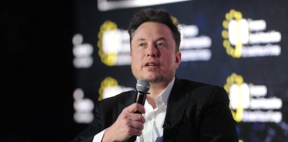 Musk adquirió X (entonces Twitter) en octubre del 2022/ Bartosz Siedlik