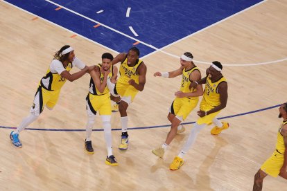 Haliburton y los Pacers celebran otra gran victoria ante los Knicks