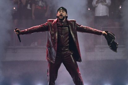 Bad Bunny, durante un concierto