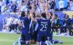 Oscar Santis #18 de Guatemala celebra su gol y forma un círculo de oración con sus compañeros de equipo durante el partido de la Copa Oro de la CONCACAF 2025 contra Jamaica el lunes 16 de junio de 2025 en el Dignity Health Sports Park en Carson, California.