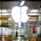 Tim Cook destacó las ganancias de la empresa que dirige desde el 2011/ Mladen Antonov