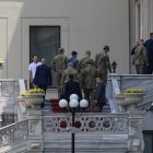 Una delegación llega al Palacio de Ciragan para la segunda reunión entre las delegaciones rusa y ucraniana para las conversaciones de paz en Estambul, el 2 de junio de 2025.